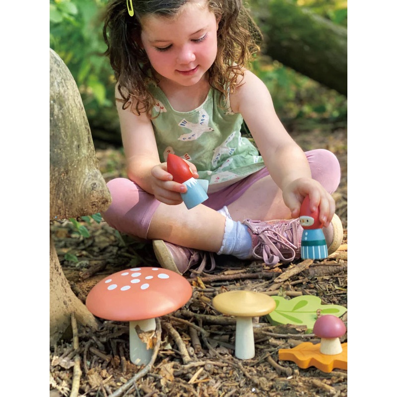 Woodland Gnome Family by Tenderleaf Toys