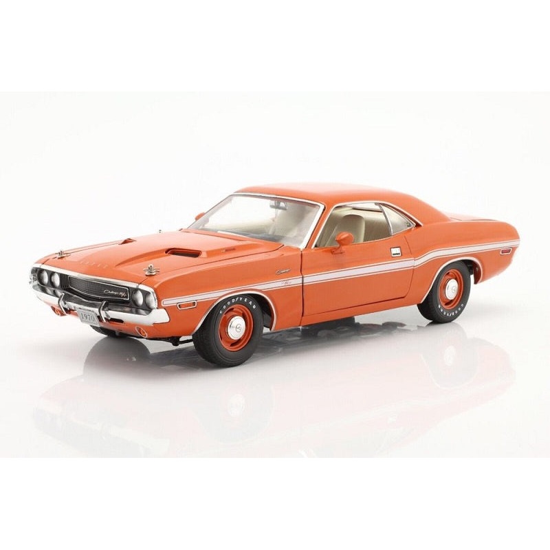 GL 1:18 1970 Dodge Challenger R/T Scat Pack Orange