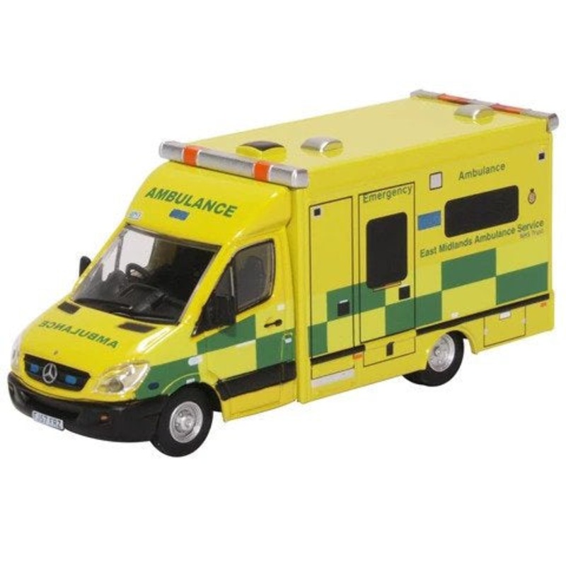 Oxford 1/76 Mercedes Ambulance West Midlands