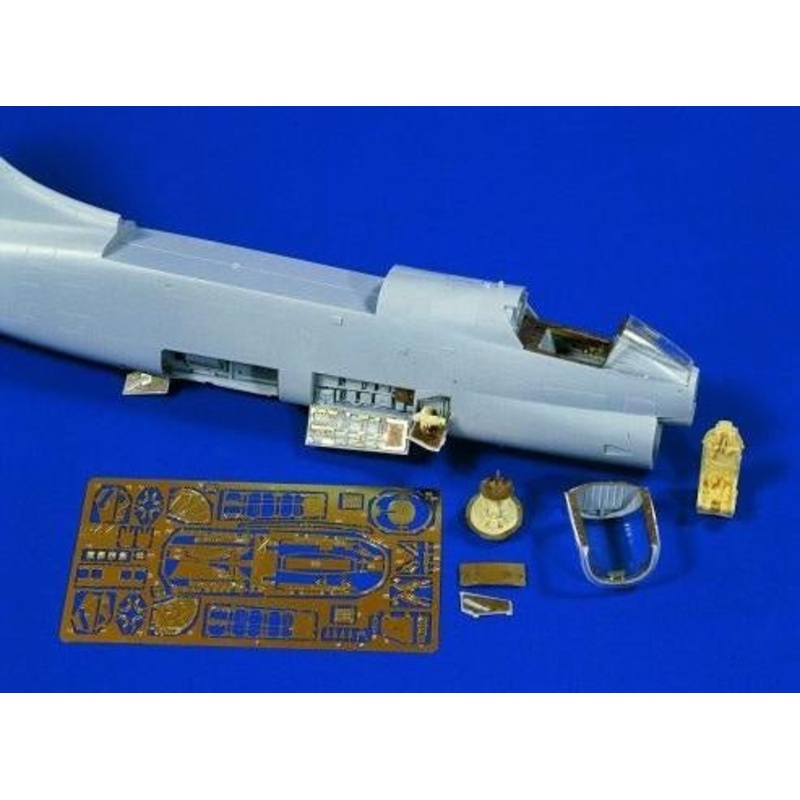 *Extras* VP 1:48 A-7 D Corsair II Upgrade Resin Set w/Extras(LW)