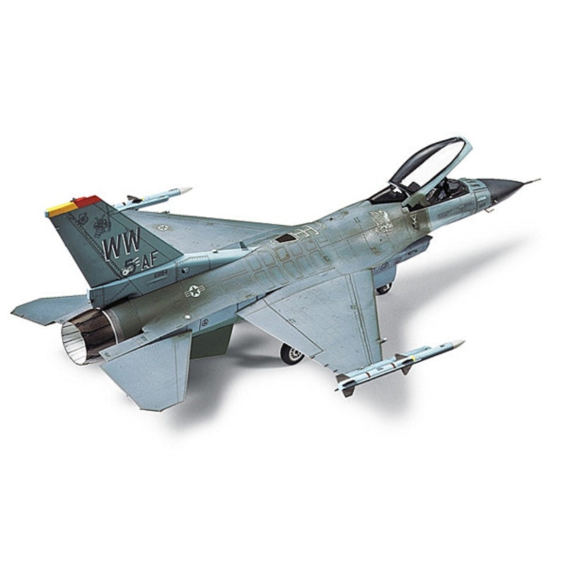 TAMIYA 60786 F-16CJ FIGHTING FALCON  1/72 SCALE