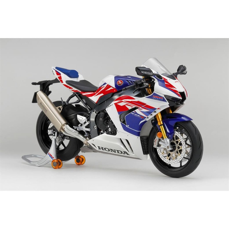 TAMIYA 14141 HONDA CBR 1000 RR-R FIREBLADE SP   1/12 SCALE