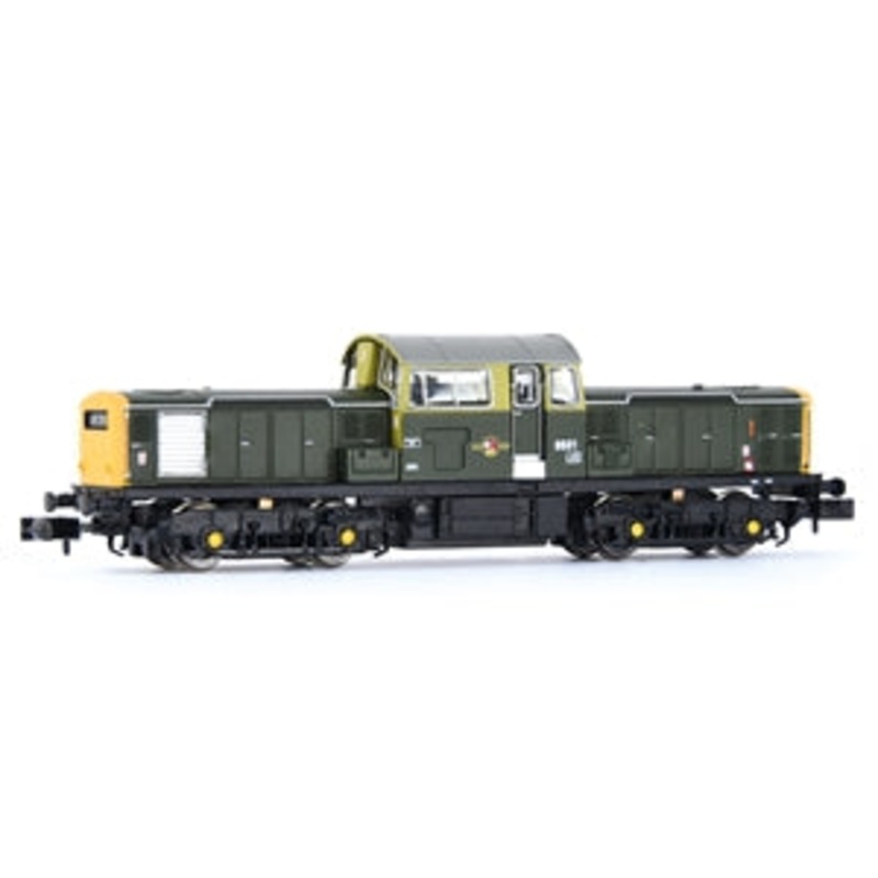 EFE E84504 CLASS 17 D8601 BR GREEN FULL YELLOW ENDS