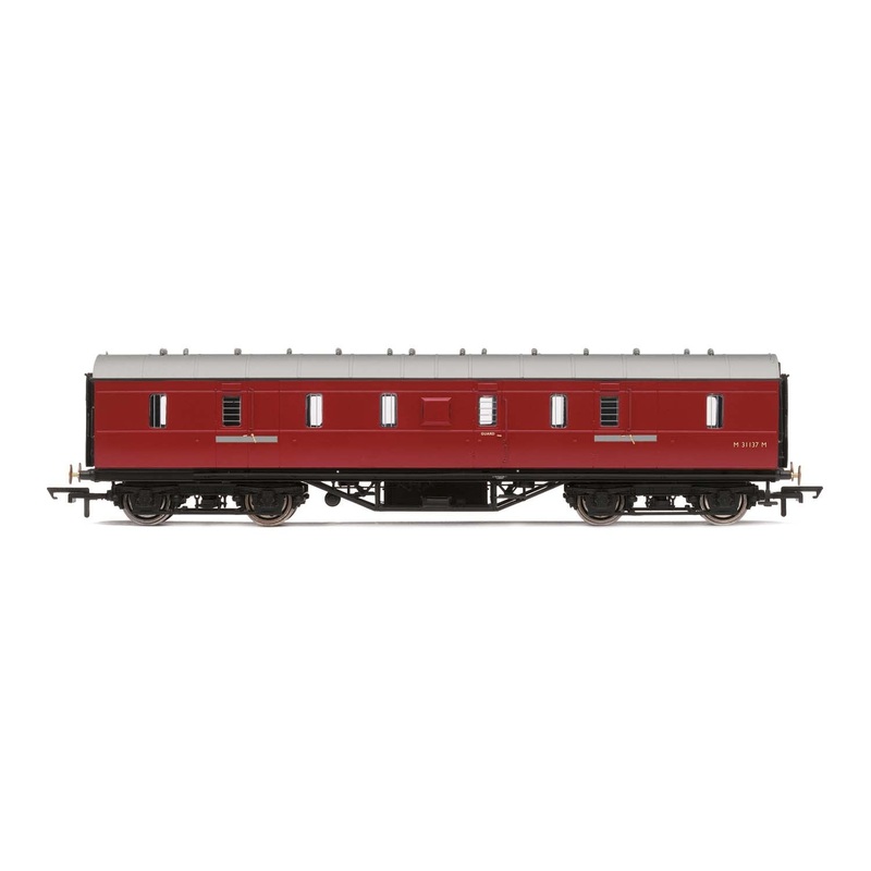 Hornby R4844 BR  Stanier Period III Parcels Van  M31137 – Era 4