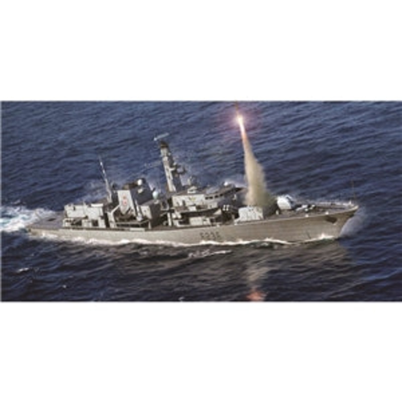 TRUMPETER 06720 HMS TYPE 23 FRIGATE MONTROSE F236 1/700 SCALE