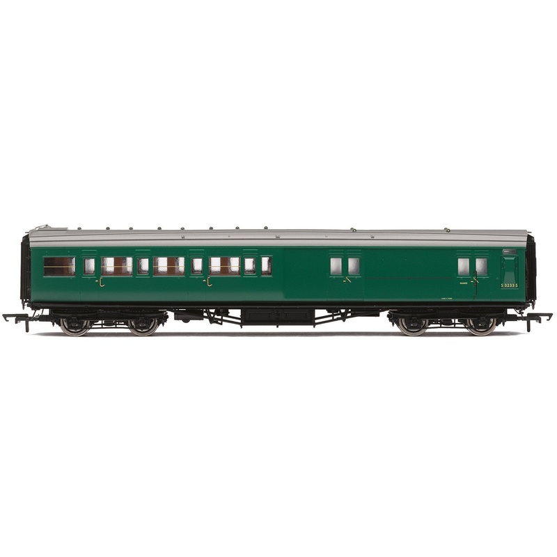 Hornby R4841 BR  Maunsell Corridor Four Compartment Brake Second  S3233S ‘Set 399’ – Era 5
