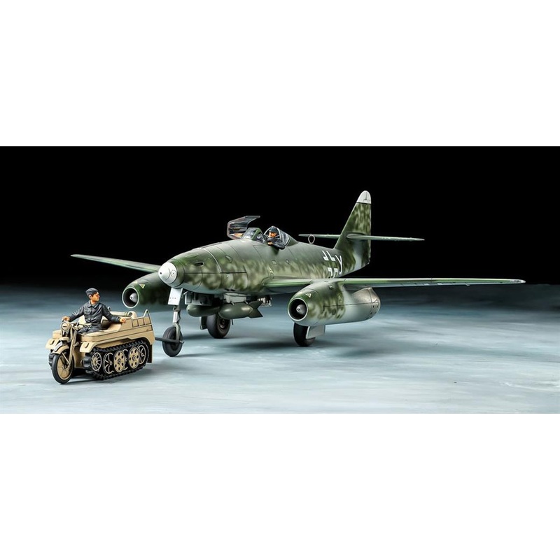 Tamiya 25215 Me262A with Kettenkraftrad Ltd Editon Release Kit 1/48