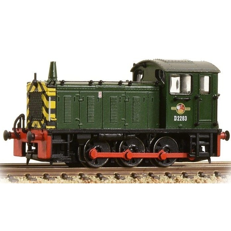 GRAHAM FARISH 371-050C  CLASS 04 DIESEL SHUNTER D2283 BR GREEN WITH WASP STRIPES  N GAUGE