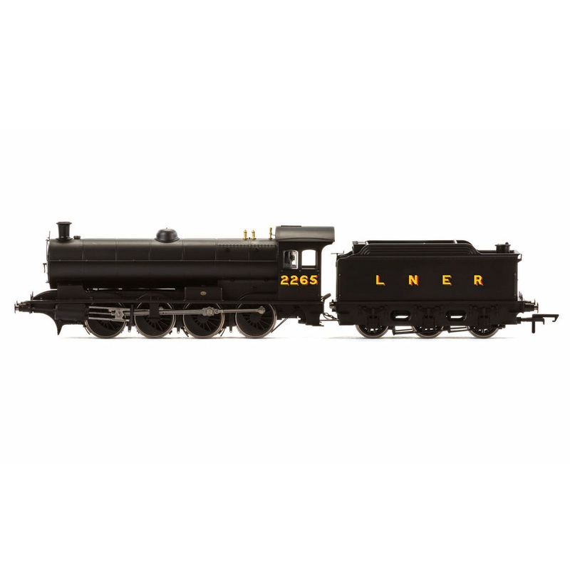 Hornby R3541 LNER  Q6 Class  0-8-0  2265 – Era 3