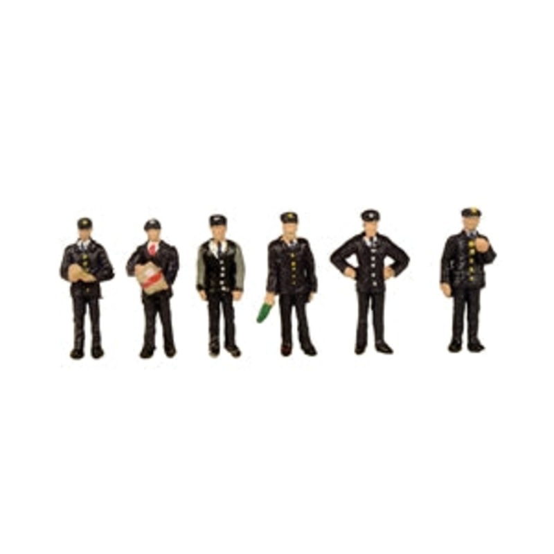 GRAHAM FARISH 379-318 1960/70 STATION STAFF N SCALE FIGURES