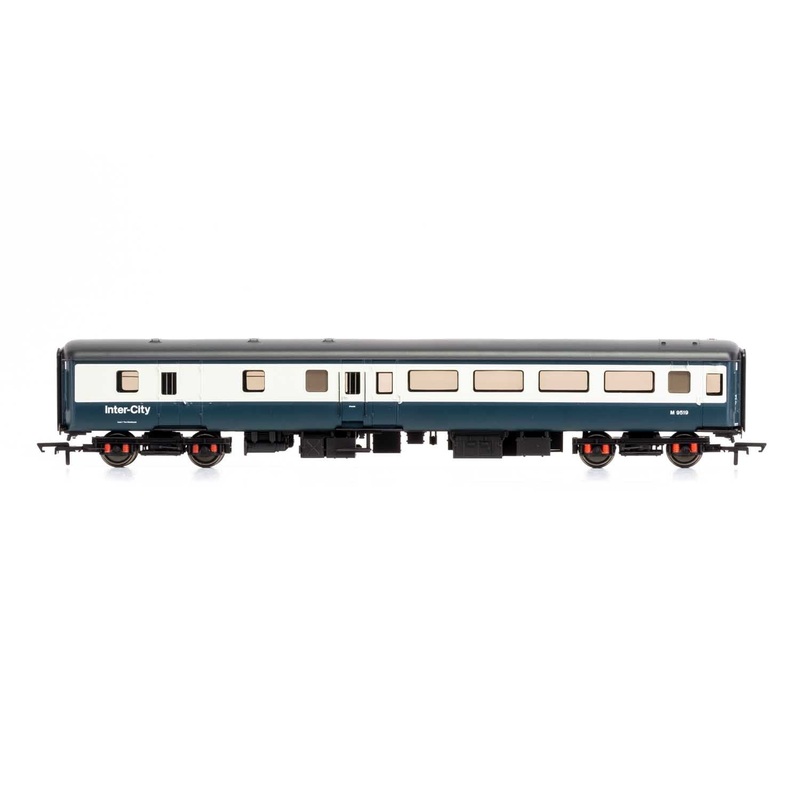 Hornby R4918A BR  Mk2F Brake Second Open  M9519 – Era 7