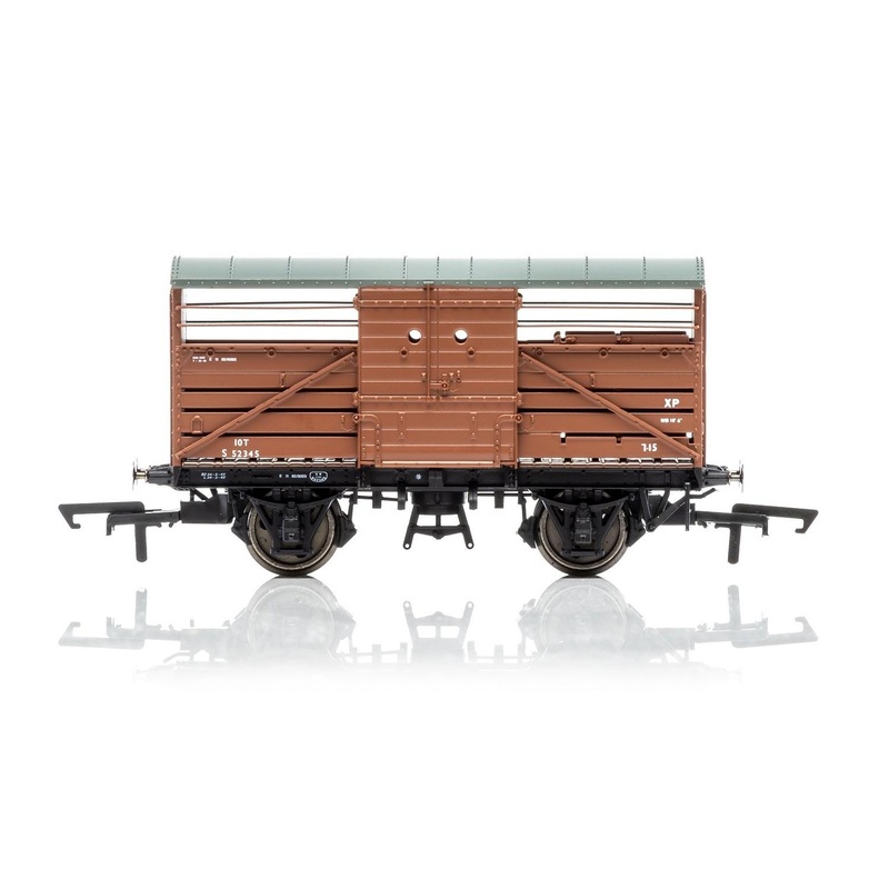 Hornby R6840 Dia.1530 Cattle Wagon  British Railways 552345 – Era 4
