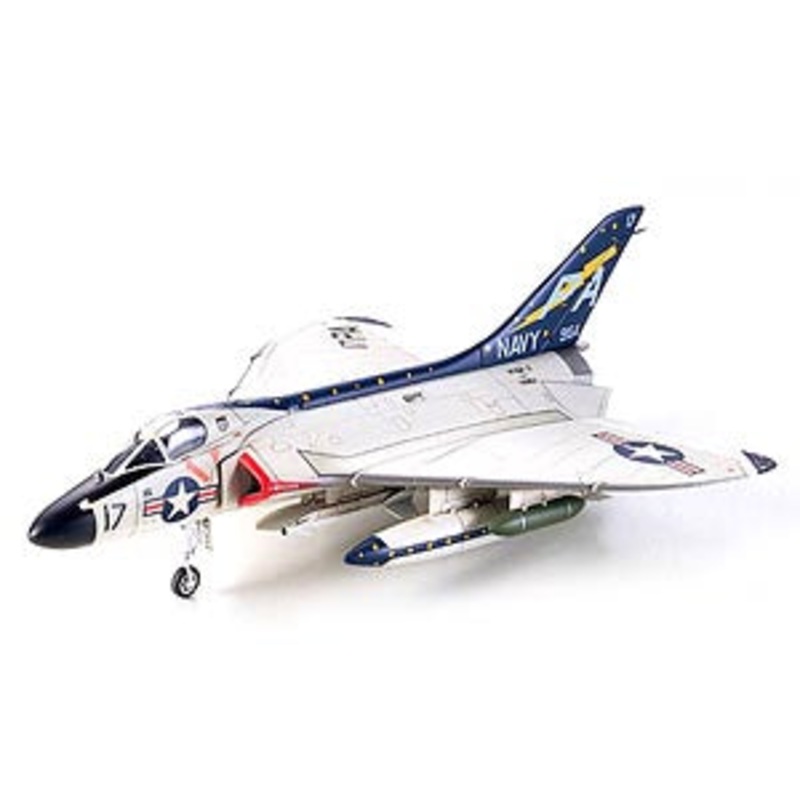 TAMIYA 60741 DOUGLAS F4D-1 SKYRAY 1/72 SCALE