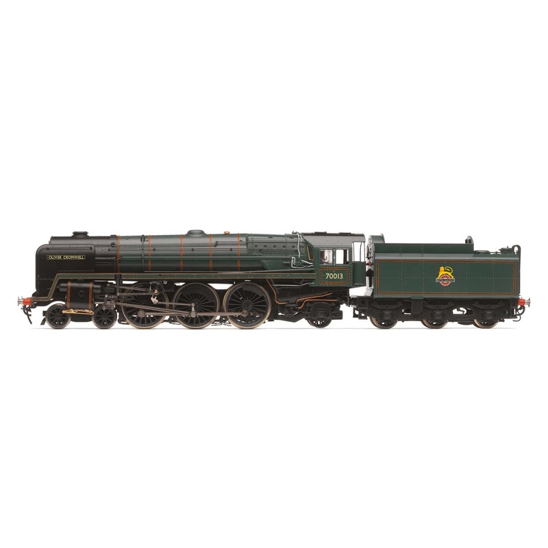 Hornby R3865 BR  Standard 7  Britannia  Class  4-6-2  70013  Oliver Cromwell  – Era 5