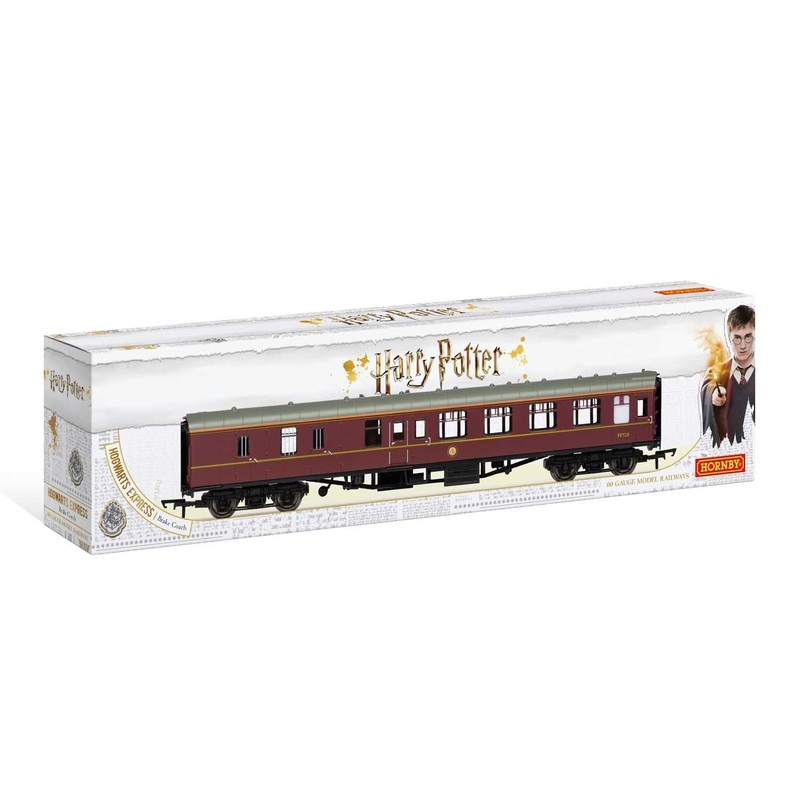 Hornby R4935 Hogwarts  Mk1 BSK Nos. 99723